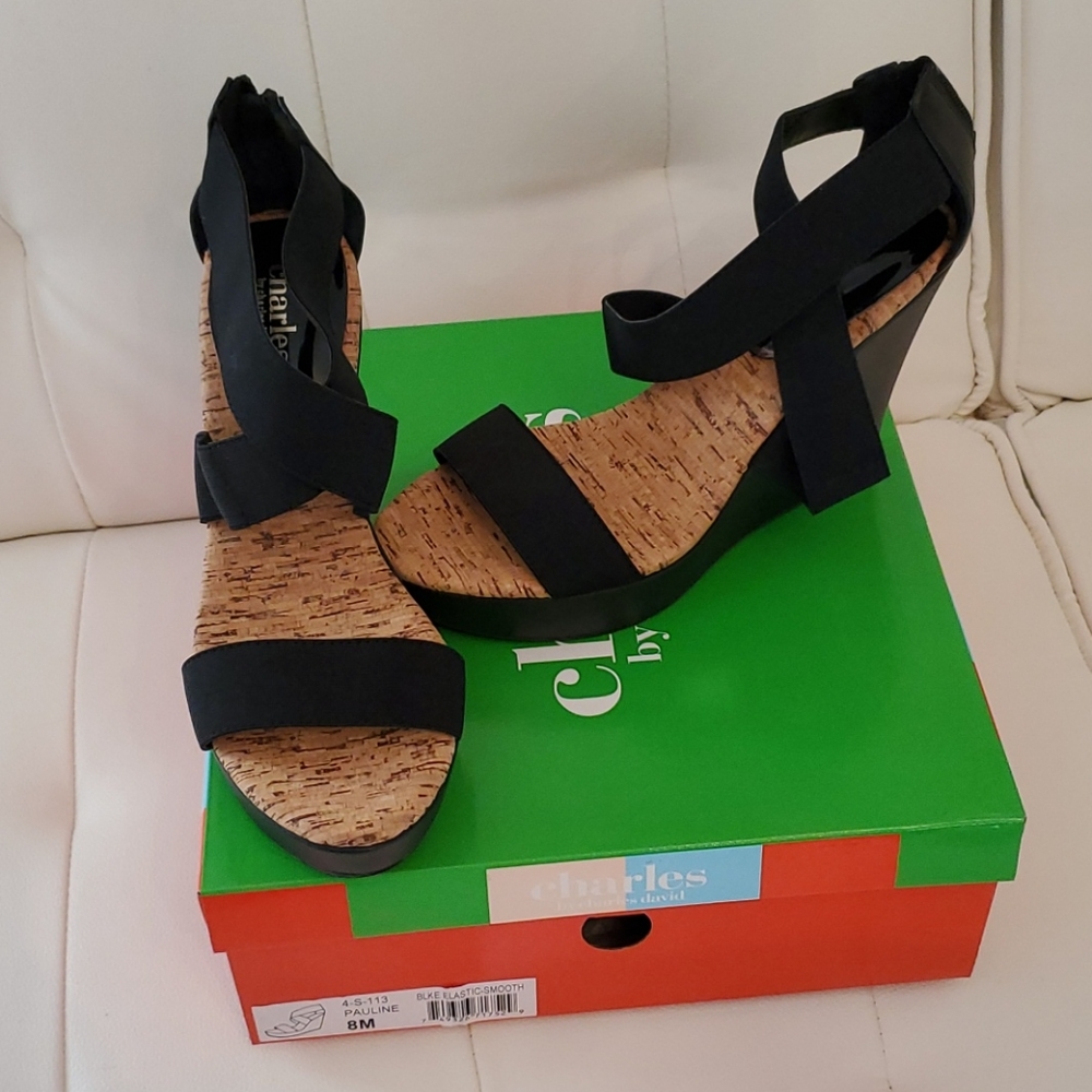 Sandal's